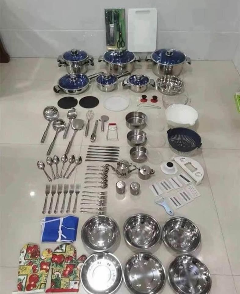 100 Piece Pot Set